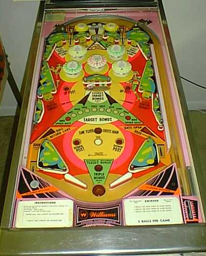 swingpf.jpg (35694 bytes)